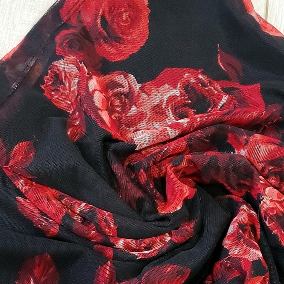 INC INTERNATIONAL CONCEPTS BLOUSE, Sz S, BLACK/RED, STRETCH, NEW - Picture 13 of 16